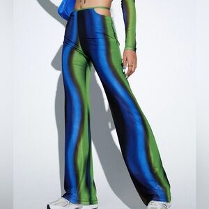 NWT Motel Rocks X OLIVIA NEILL Mares Flare Trouser In Solarized Green And Blue
